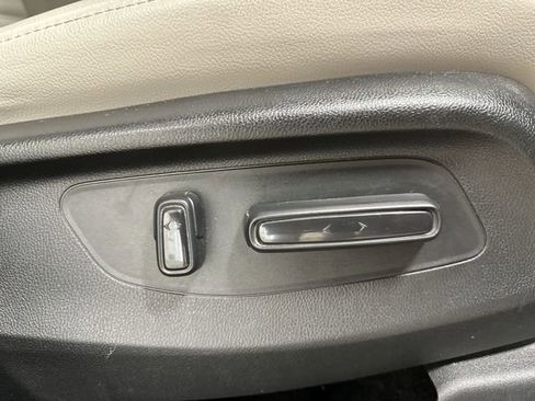 Used 2024 Honda CR-V EX-L image 29