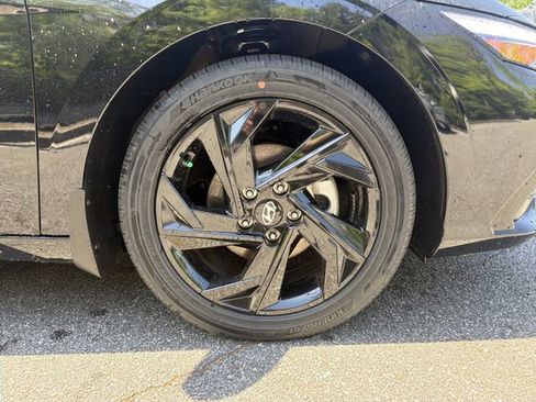 New 2026 Hyundai Elantra SEL Sport Premium FWD image 15