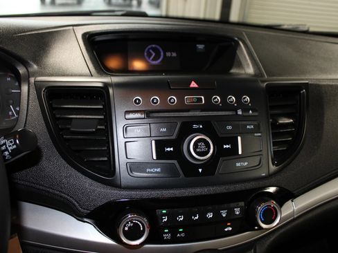 Used 2015 Honda CR-V LX image 17