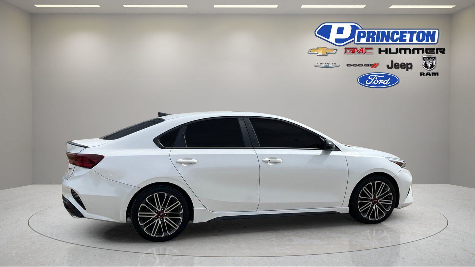 Used 2023 Kia Forte GT w/ GT2 Package FWD image 8