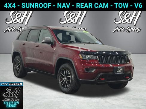 Used 2017 Jeep Grand Cherokee Trailhawk image 1