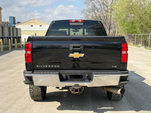Used 2015 Chevrolet Silverado 2500 LTZ w/ Duramax Plus Package image 9