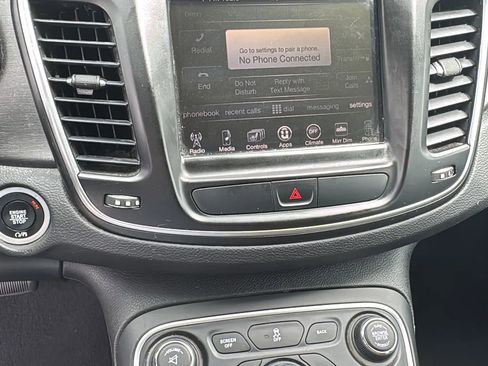 Used 2016 Chrysler 200 Limited w/ Comfort Group image 14