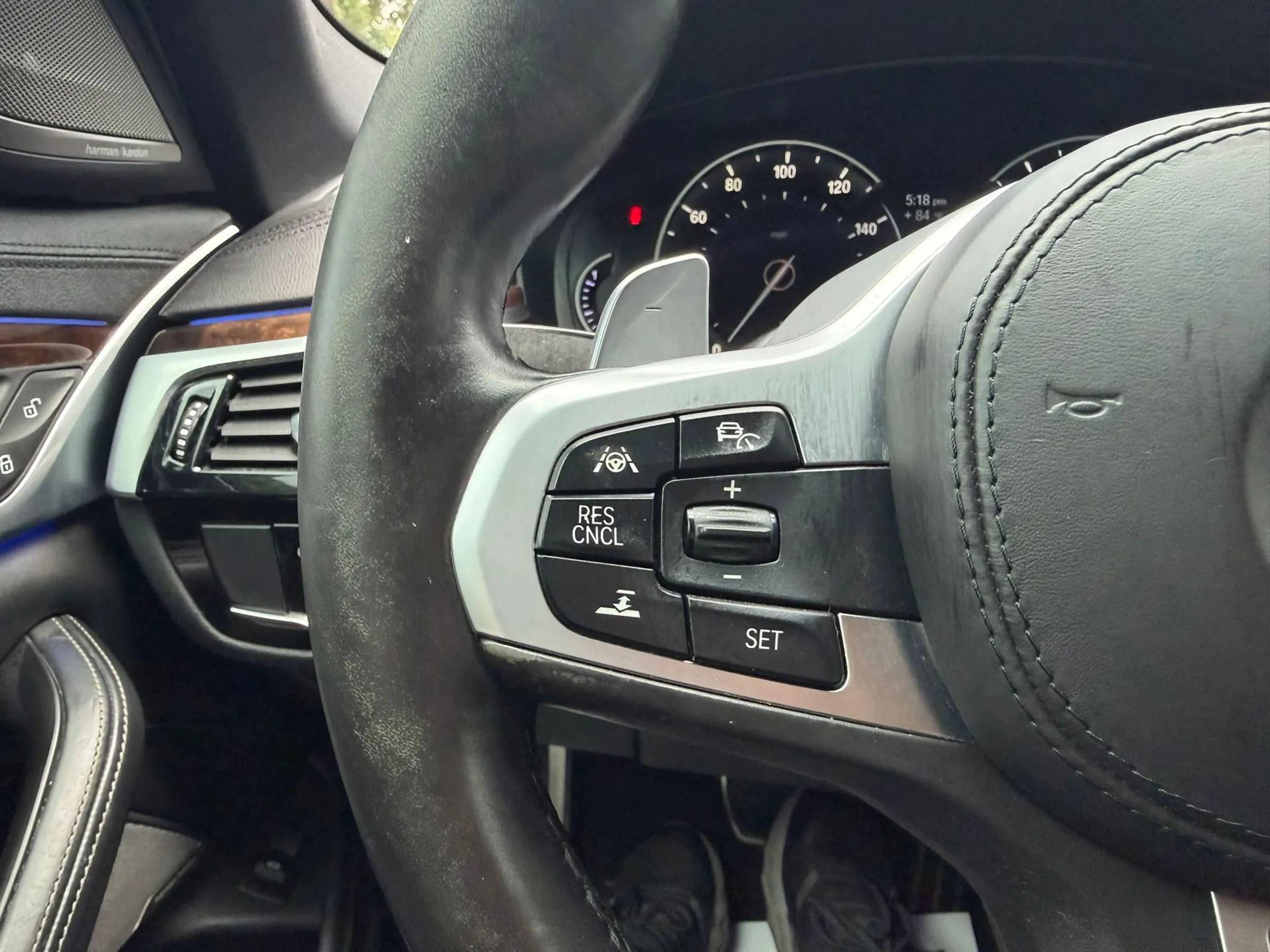 Used 2018 BMW M550i xDrive AWD/4WD image 28