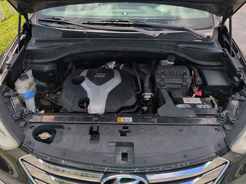 Used 2014 Hyundai Santa Fe Sport 2.0T w/ Technology Package 05 FWD image 11