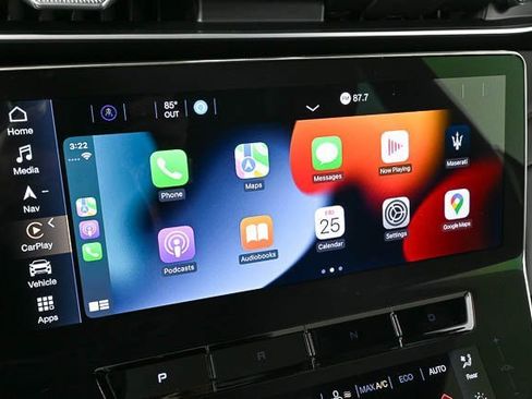 New 2025 Maserati Grecale Folgore image 15