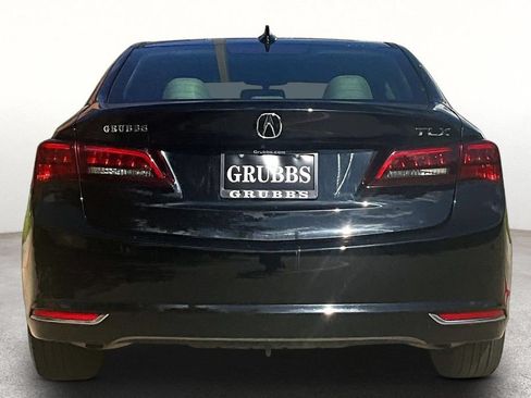 Used 2017 Acura TLX FWD image 5