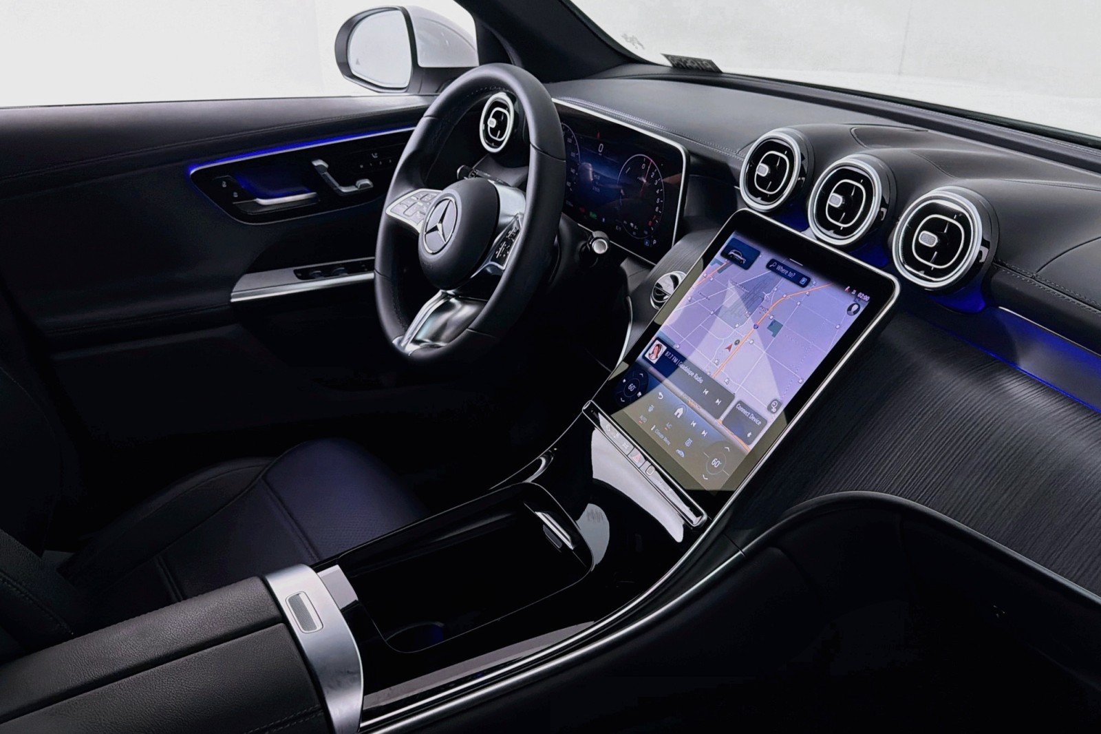 Certified 2025 Mercedes-Benz GLC 350e 4MATIC image 17
