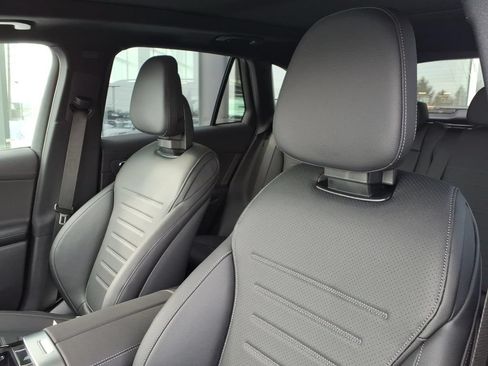 Certified 2026 Mercedes-Benz GLC 300 4MATIC image 13