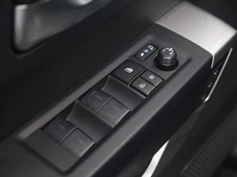 Certified 2025 Toyota Sequoia Platinum AWD/4WD image 10