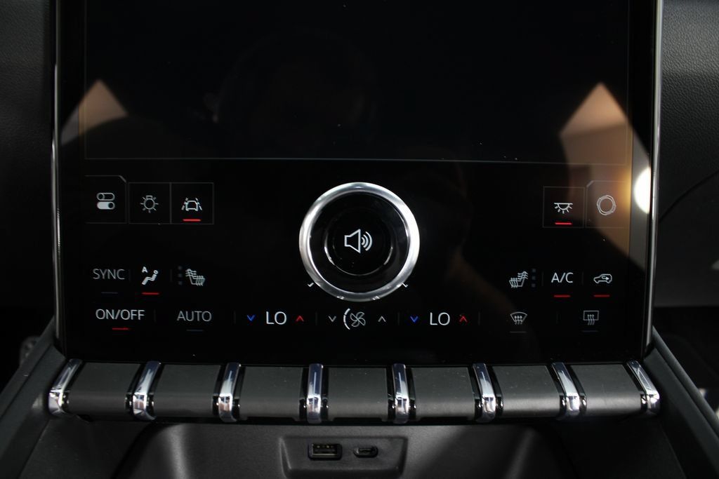 New 2027 GMC Terrain Elevation w/ Elevation Premium Package FWD image 6