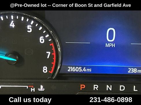 Used 2022 Ford Explorer XLT w/ Equipment Group 202A AWD/4WD image 24