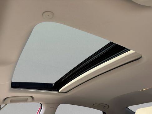 Certified 2022 Honda Accord EX-L image 12