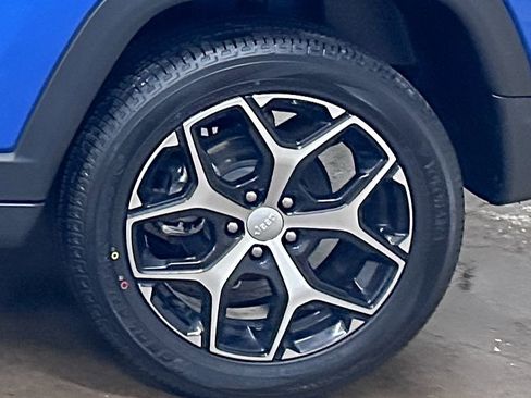 Certified 2024 Jeep Compass Limited image 51