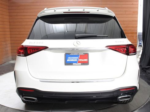 Used 2020 Mercedes-Benz GLE 350 4MATIC image 2