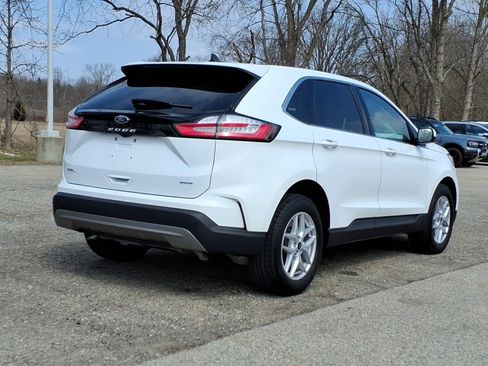 Used 2023 Ford Edge SEL w/ Convenience Package image 7