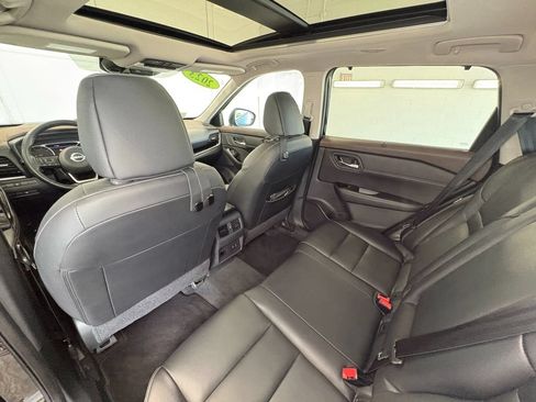 Used 2023 Nissan Rogue SL w/ SL Premium Package AWD/4WD image 22
