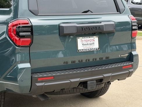 New 2026 Toyota 4Runner TRD Off-Road Premium AWD/4WD image 6