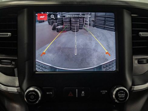 Used 2024 RAM 3500 Big Horn image 22