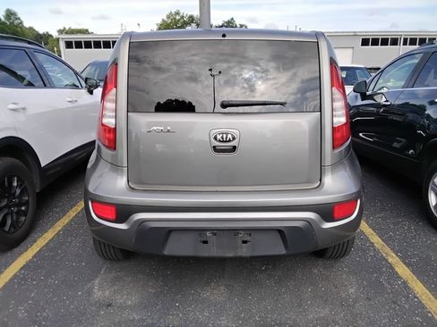 Used 2013 Kia Soul FWD image 10