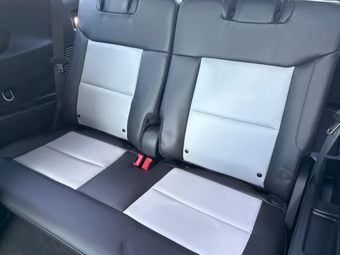 Certified 2023 Ford Explorer XLT w/ Equipment Group 202A image 15