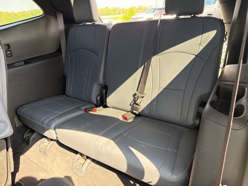 Used 2023 Buick Enclave Essence w/ Experience Buick Package AWD/4WD image 62