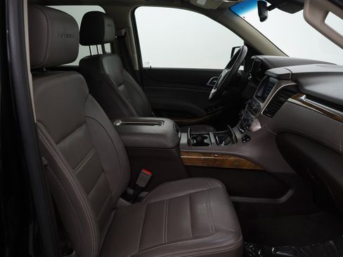Used 2017 GMC Yukon Denali image 11