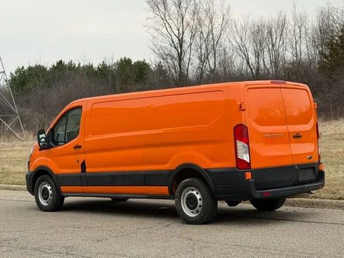 Used 2021 Ford Transit 150 Low Roof RWD image 17