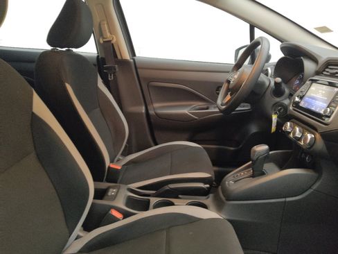 Used 2025 Nissan Versa S w/ Trunk Package image 21