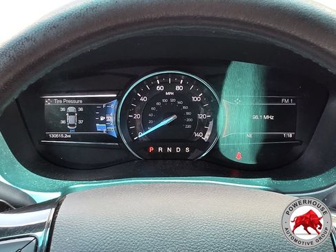 Used 2017 Ford Explorer XLT w/ Equipment Group 202A FWD image 35