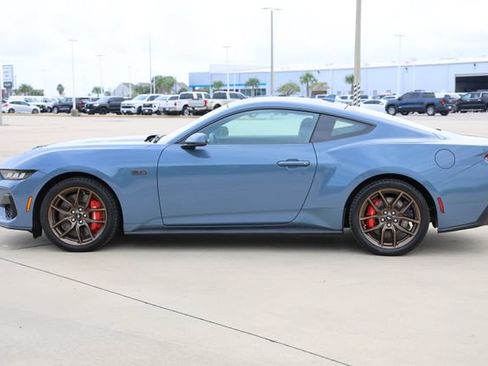 Used 2024 Ford Mustang GT Premium RWD image 4