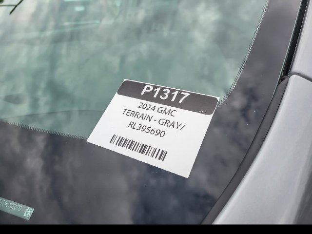 Certified 2024 GMC Terrain SLE w/ Driver Convenience Package AWD/4WD image 24