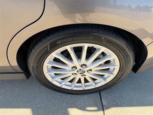 Used 2014 Ford C-MAX SE image 6