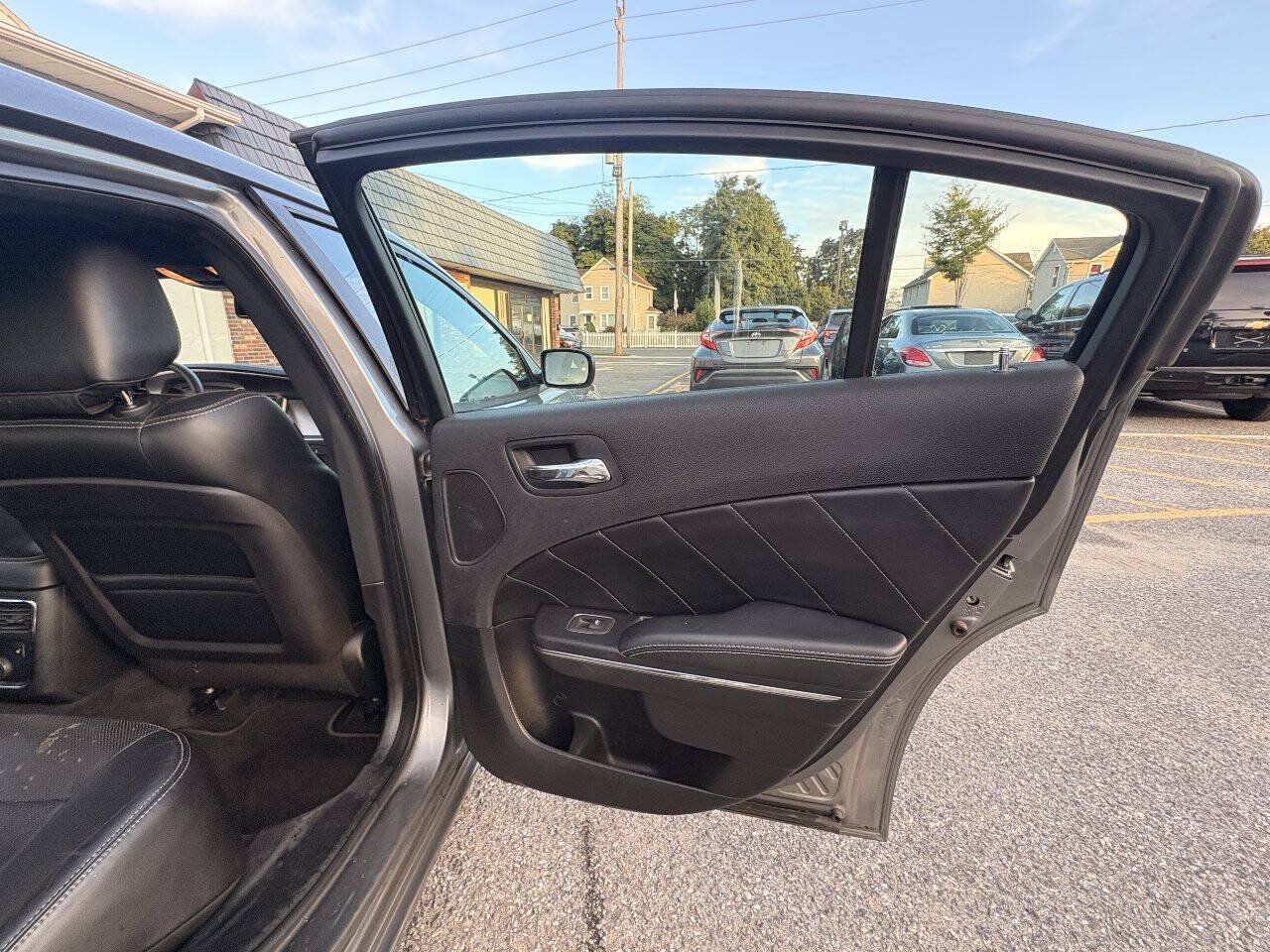 Used 2012 Dodge Charger R/T RWD image 22