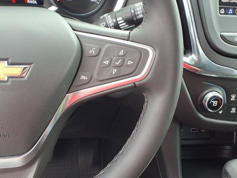 Used 2023 Chevrolet Equinox LT image 20