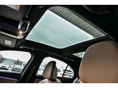 New 2026 Mercedes-Benz E 350 4MATIC Sedan image 8