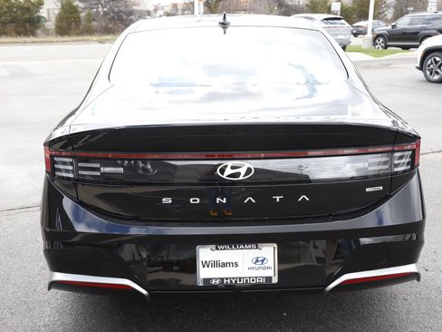 New 2026 Hyundai Sonata SEL AWD/4WD image 4