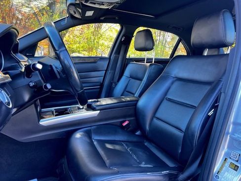 Used 2016 Mercedes-Benz E 350 4MATIC Sedan image 13