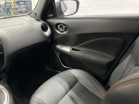 Used 2015 Nissan Juke SL FWD image 13