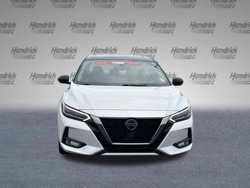 Used 2021 Nissan Sentra SR w/ SR Premium Package FWD image 3