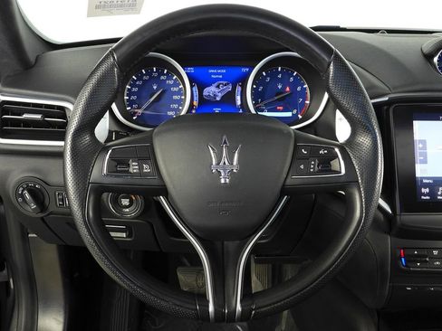 Used 2020 Maserati Ghibli image 27