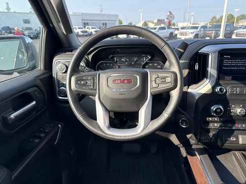 Used 2019 GMC Sierra 1500 SLT w/ SLT Premium Package AWD/4WD image 16