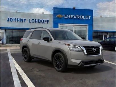 Used 2024 Nissan Pathfinder Platinum