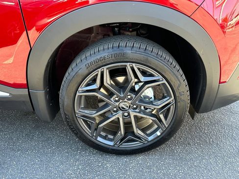 New 2026 Nissan Kicks SR w/ SR Premium Package FWD image 12