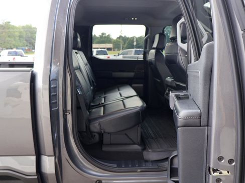 Used 2023 Ford F350 Lariat w/ Chrome Package AWD/4WD image 9