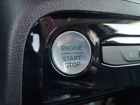 Used 2023 Ford Escape Active w/ Tech Pack #2 AWD/4WD image 19