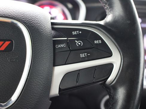 Used 2015 Dodge Challenger R/T Plus RWD image 12