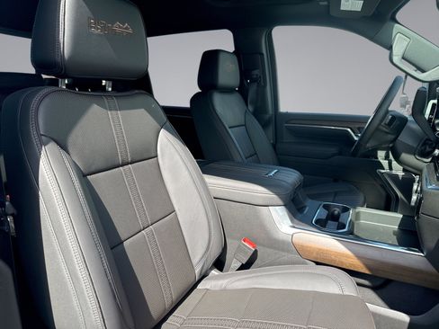 New 2026 Chevrolet Silverado 2500 High Country w/ High Country Premium Package AWD/4WD image 35