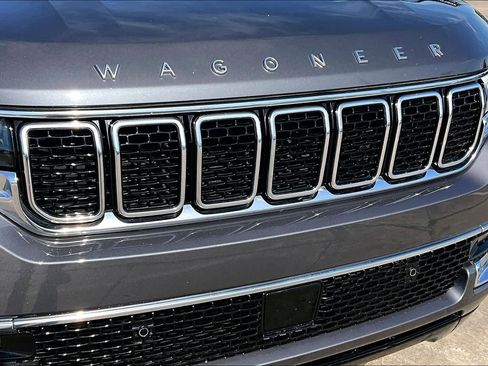 Used 2023 Jeep Wagoneer 2WD image 45
