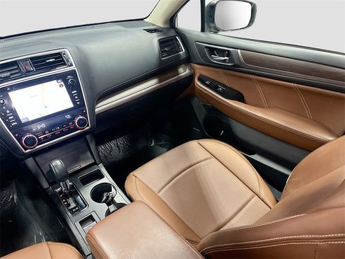 Used 2019 Subaru Outback 3.6R Touring w/ Popular Package #3A image 25
